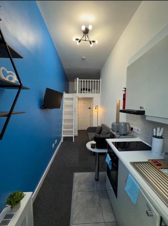 Compact Flat Close To Hyde Park Apartamento *