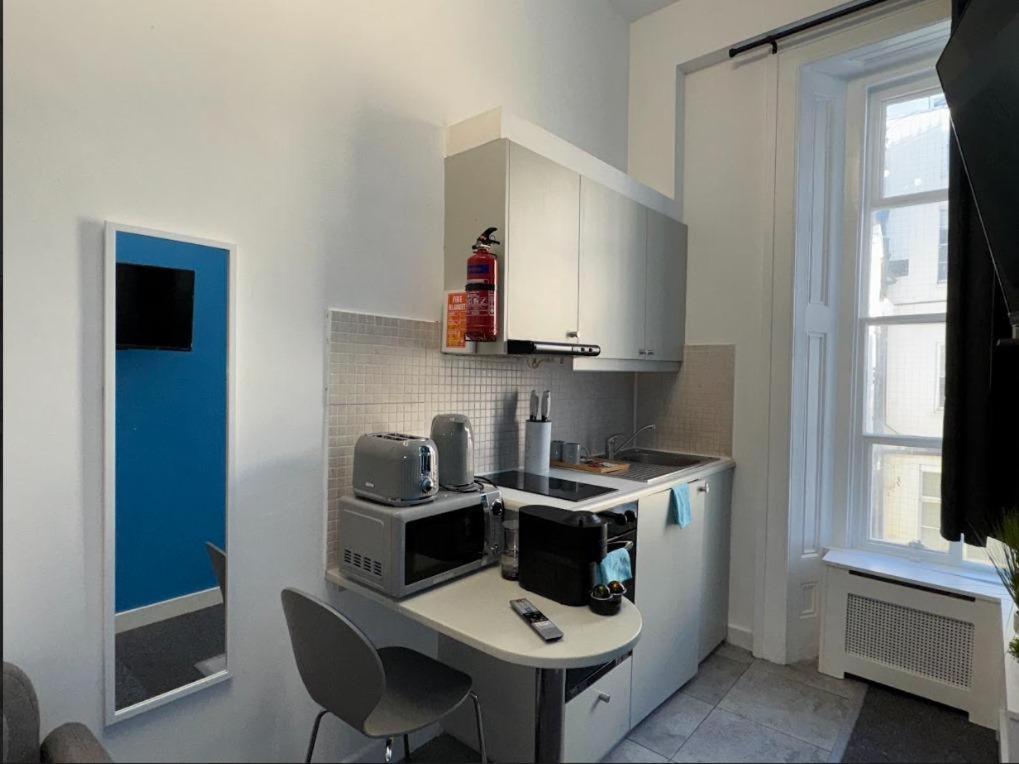 Compact Flat Close To Hyde Park Apartamento Londres